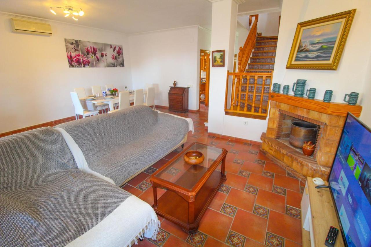Great Villa, Sea Views, 20 Secs Walk To The Beach, Bbq, 9 People, 5 Mins Car From Alicante City Center, Sailing Club 3 Mins Walk מראה חיצוני תמונה