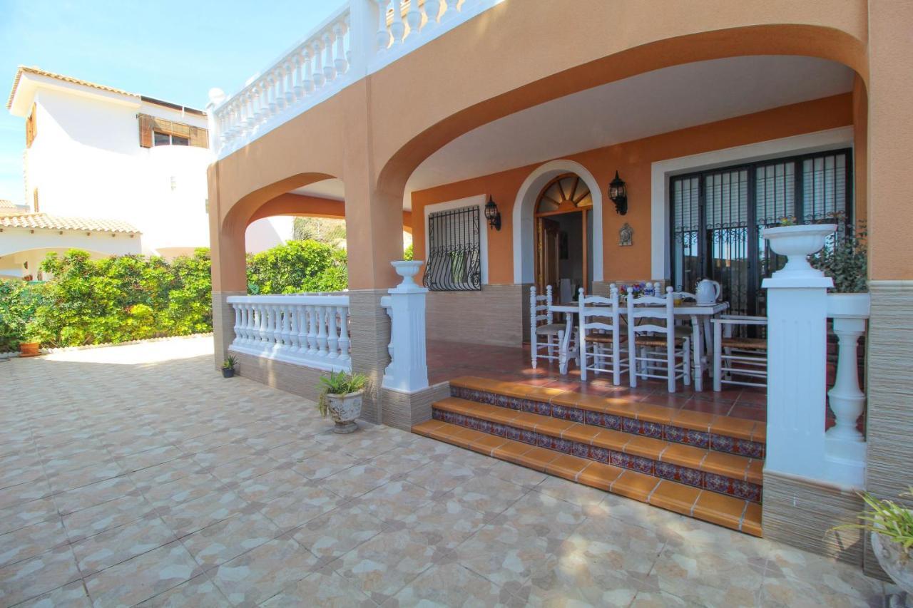 Great Villa, Sea Views, 20 Secs Walk To The Beach, Bbq, 9 People, 5 Mins Car From Alicante City Center, Sailing Club 3 Mins Walk מראה חיצוני תמונה