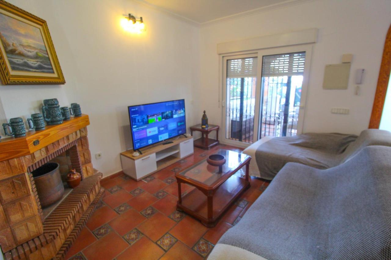 Great Villa, Sea Views, 20 Secs Walk To The Beach, Bbq, 9 People, 5 Mins Car From Alicante City Center, Sailing Club 3 Mins Walk מראה חיצוני תמונה