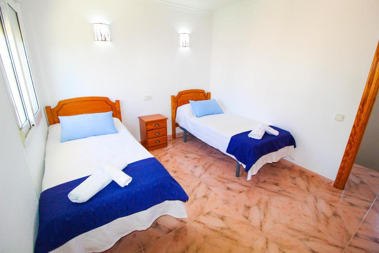 Great Villa, Sea Views, 20 Secs Walk To The Beach, Bbq, 9 People, 5 Mins Car From Alicante City Center, Sailing Club 3 Mins Walk מראה חיצוני תמונה