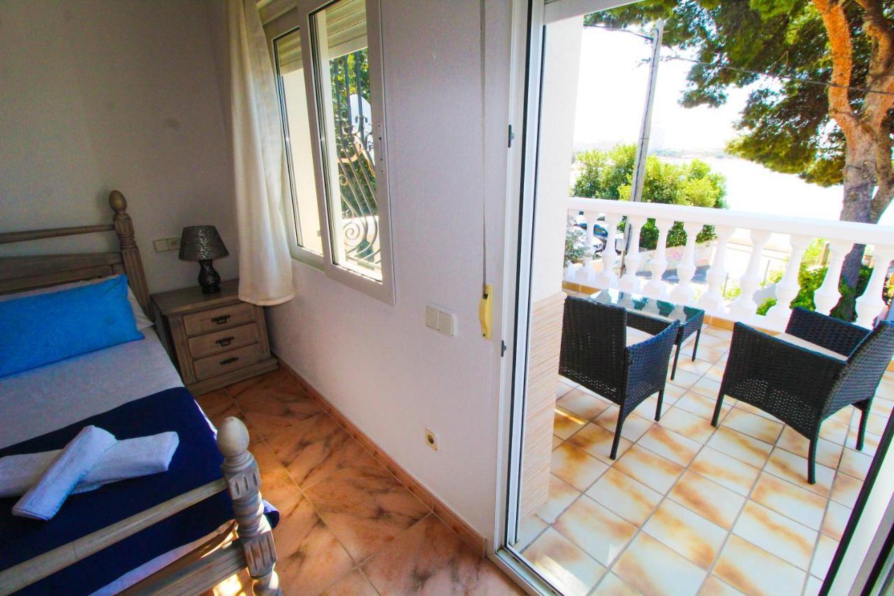 Great Villa, Sea Views, 20 Secs Walk To The Beach, Bbq, 9 People, 5 Mins Car From Alicante City Center, Sailing Club 3 Mins Walk מראה חיצוני תמונה