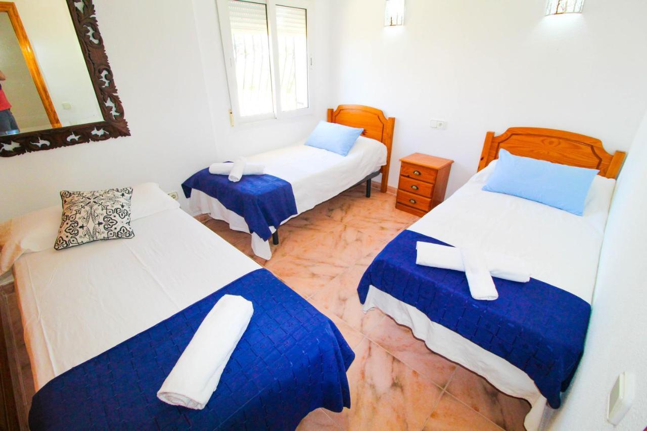 Great Villa, Sea Views, 20 Secs Walk To The Beach, Bbq, 9 People, 5 Mins Car From Alicante City Center, Sailing Club 3 Mins Walk מראה חיצוני תמונה