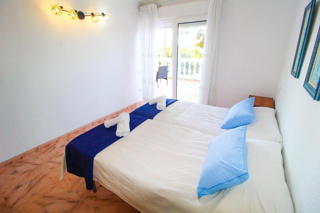 Great Villa, Sea Views, 20 Secs Walk To The Beach, Bbq, 9 People, 5 Mins Car From Alicante City Center, Sailing Club 3 Mins Walk מראה חיצוני תמונה