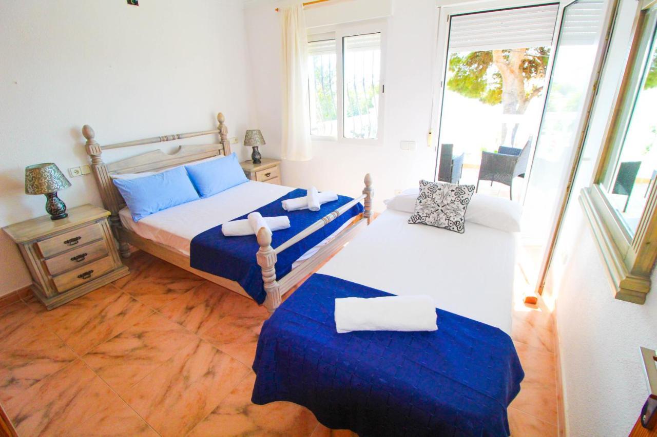 Great Villa, Sea Views, 20 Secs Walk To The Beach, Bbq, 9 People, 5 Mins Car From Alicante City Center, Sailing Club 3 Mins Walk מראה חיצוני תמונה
